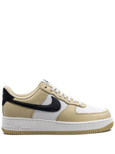 AF1 '07 Low LX 'Team Gold'