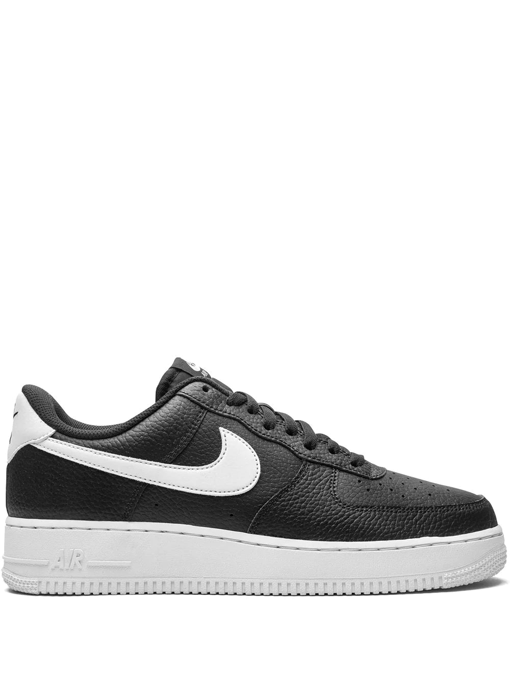 AF1  LOW '07 "Black / White"